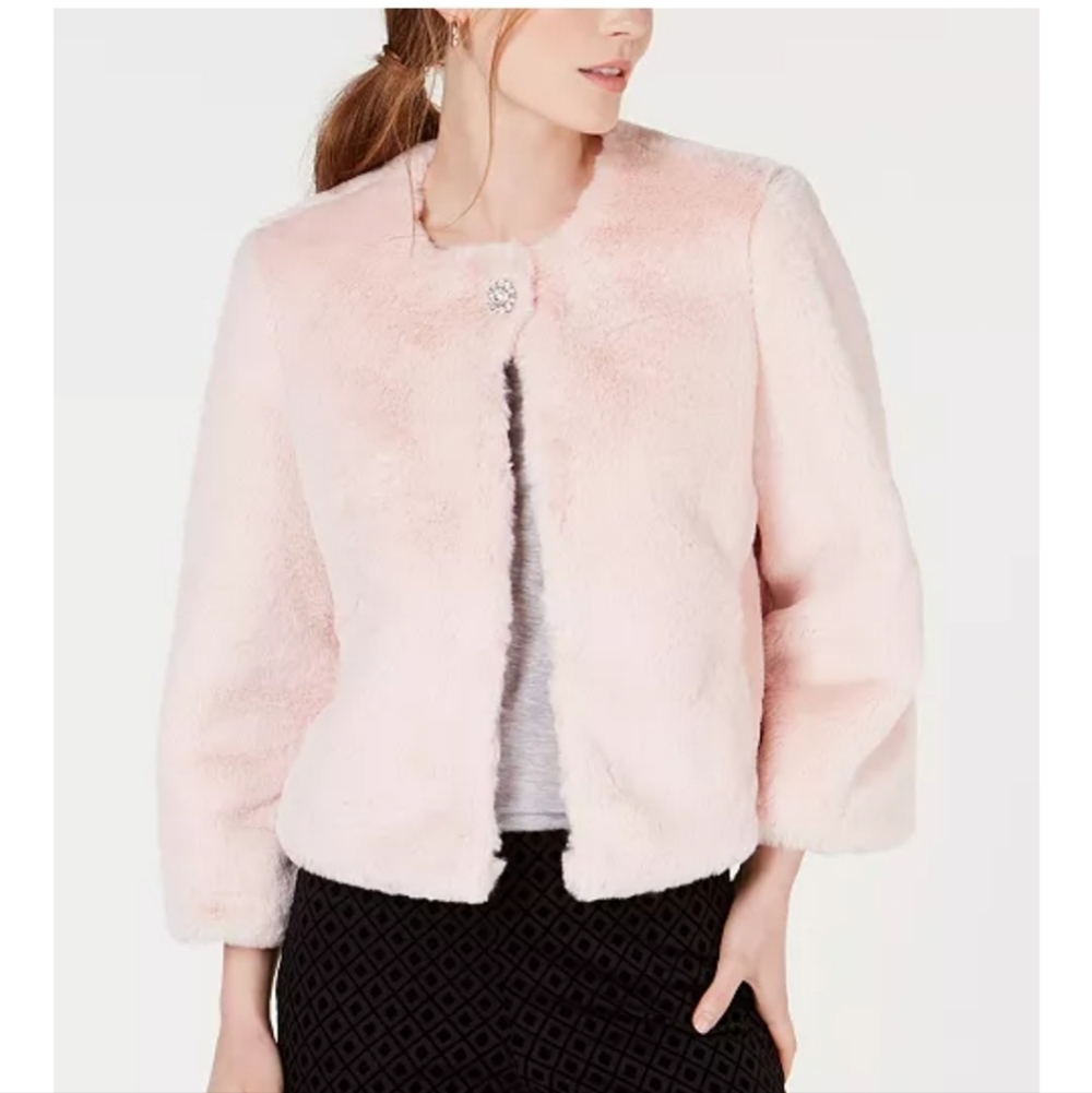 Faux-Fur‎ Coat With Rhinestone Button 3/4 Sleeves Crop Pink Romantic Modwife